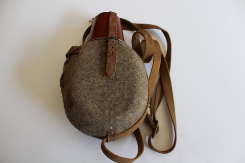 Feldflasche aus alu mit - aus,