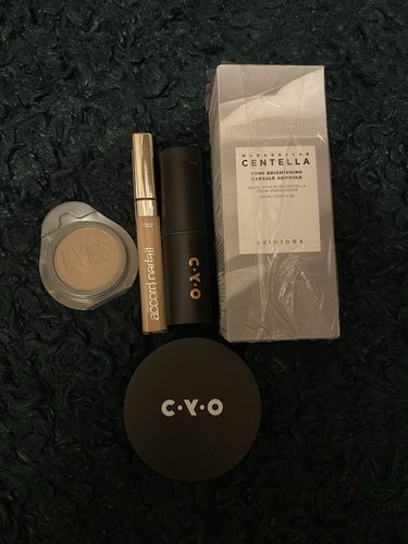 Makeup essential - makeup,