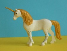 playmobil ein weißes Einhorn mit goldener Mähne  Magic Zauberwald Sammlung kg