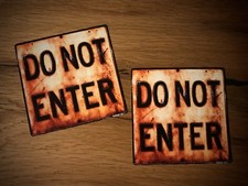 2x NOT ENTER Aufkleber Vintage