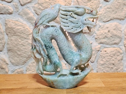 Drache mit pfau - mit, jade