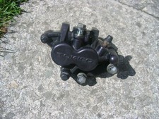 Bremssattel vorn Tokico front