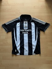 Newcastle Home Fußball Herren