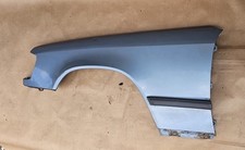 Original Mercedes-Benz W124 E-Klasse Kotflügel vorne Rechts