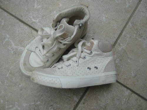 Zara chuks - zara,