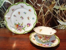 Richard Klemm Dresden, antike Teetasse, Untertasse mit Dessertteller, handgemalt