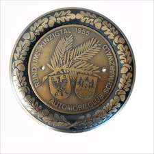 ADAC-Plakette Rund ums