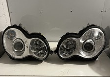 Bi-Xenon Scheinwerfer für