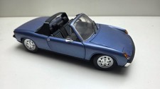 1 Model VW Porsche 914 von Revell blau im Maßstab 1:18
