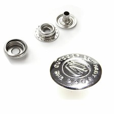 10 St. Druckknöpfe mit