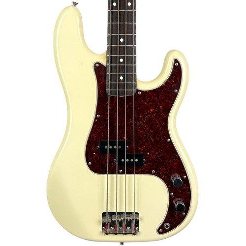 Squier fender precision - by, jv