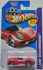 Hot Wheels 2013/171 - Asphalt Assault - Porsche 918 Spyder