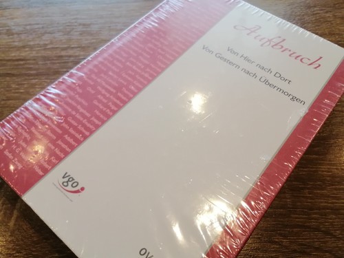 Aufbruch von hier nach - hier,