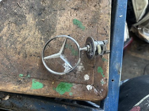 Mercedes benz kühlerfigur - mercedes-benz,