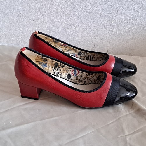 True vintage pumps rot - gr.,