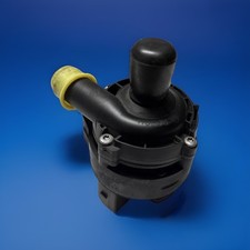 Mercedes Benz Original UmwälzpumpeA2048350364 Restwärmepumpe