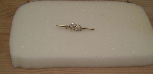 Brosche anstecknadel form - in,