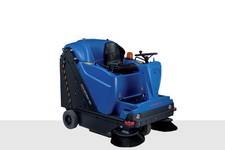 Columbus AKS 88 VDM 180 Aufsitz-Kehrmaschine Kehrsaugmaschine Diesel Motor 13 kW