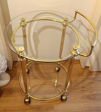 Teewagen mit zwei Böden rund