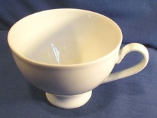Eschenbach, Kaffeetasse, Tasse, weiß, kleiner Fuß, Porzellan, weitere