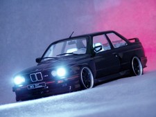BMW M3 E30 1:18 Tuning Xenon