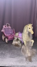 Rapunzel Horse with Carriage