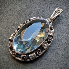 Jugendstil Anhänger min 800