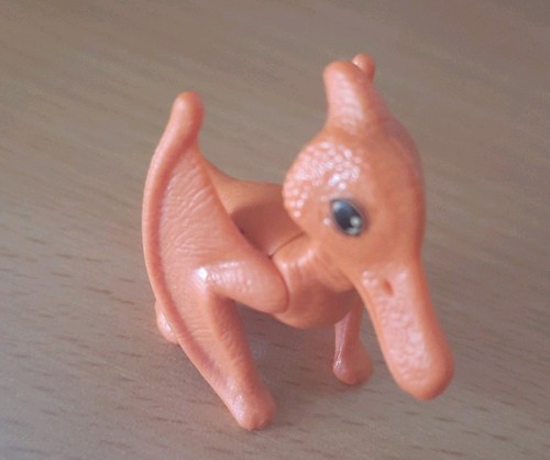 Dino aus kinder überraschung - aus,
