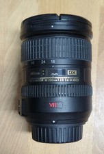 Nikon AF-S DX NIKKOR 18-200 mm
