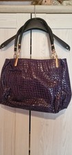Extravagante Lila Lackleder Damenhandtasche