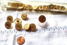Konvolut Knöpfe in Knopfröhrchen, mit Steg, 18 mm, goldfarben, N E U - Metall