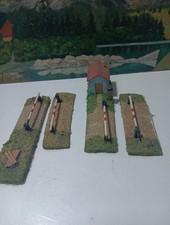 Modelleisenbahn HO Bahnübergang gerade mit Wärterhaus Scheffler 109/1917 2 Stck.