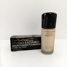 Mac Studio Radiance Serum Powered Foundation NW5