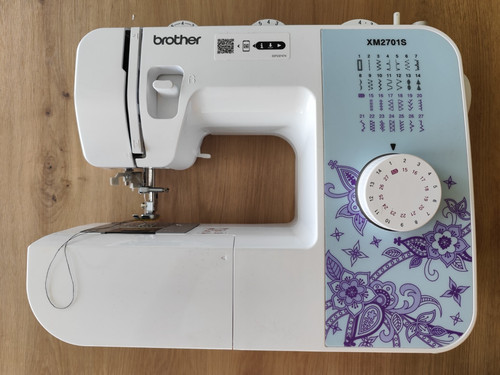 Neuwertige nähmaschine - neuwertige,