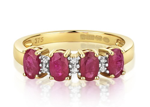 Echter rubin und diamant - rubin,