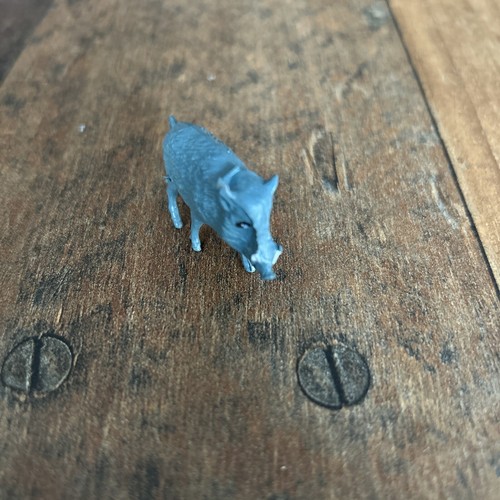 Altes spielzeug wildschwein - spielzeug, /wildschwein