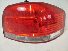 Audi A3 8P Rückleuchte Schlussleuchte Rücklicht Lampe hinten rechts 3 Türer