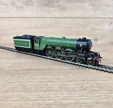 Hornby R2549 LNER Class A1