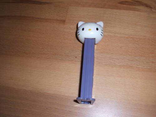 Pez spender - -,