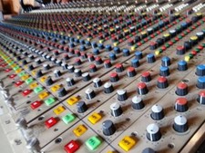 Cadac Type E console