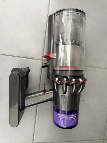 Dyson v11 advanced defekt - advanced, /