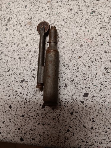 Feuerzeug form einer - in,
