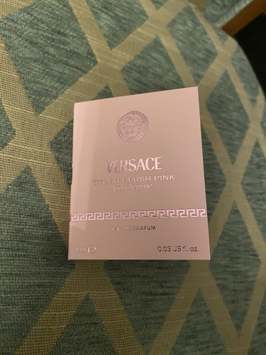 Versace dylan blush pink eau - versace,