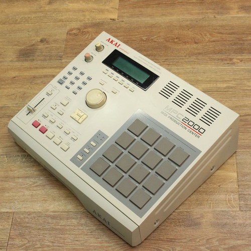 Akai professional mpc2000 - akai, 32mb