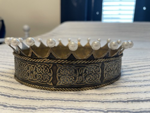 Armstreet the accolade crown - armstreet,