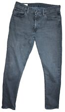 Levi's 512 Slim Taper Jeans: The Perfect Fit Between Skinny & Straight W33 L34