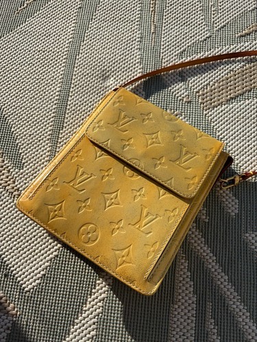 Authentic louis vuitton - authentic,