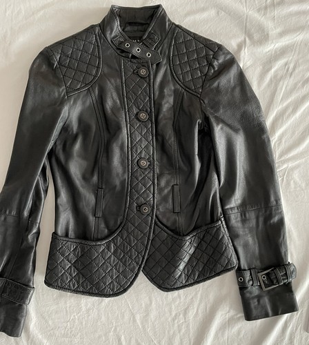 Schwarze lederjacke - schwarze,