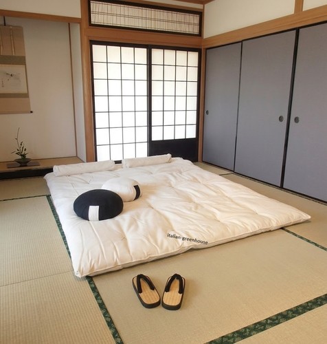 Futon shiatsu yoga massage - shiatsu,
