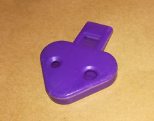 Herz Pfeife Trillerpfeife Signalpfeife - Flach Kunststoff in Lila *TOP*